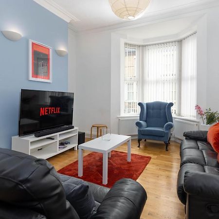 Air Host & Stay - Rockfield House - Sleeps 8 Liverpool Extérieur photo
