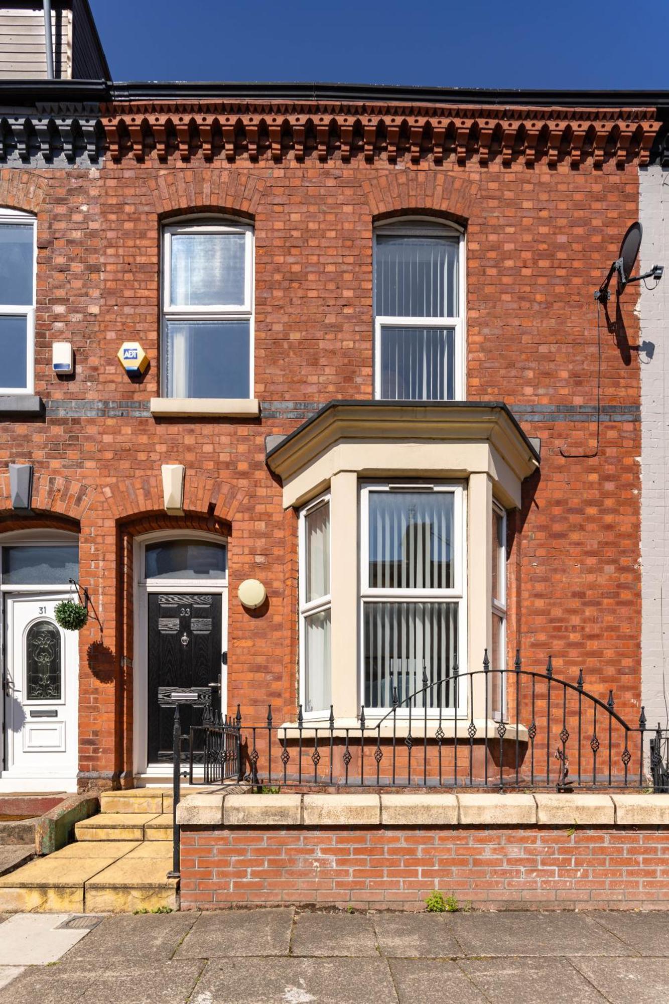 Air Host & Stay - Rockfield House - Sleeps 8 Liverpool Extérieur photo